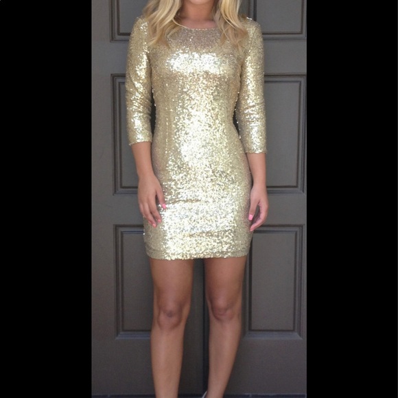 Gold sequin dress - Picture 1 of 3